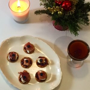 Fig, Feta and Prosciutto Crackers